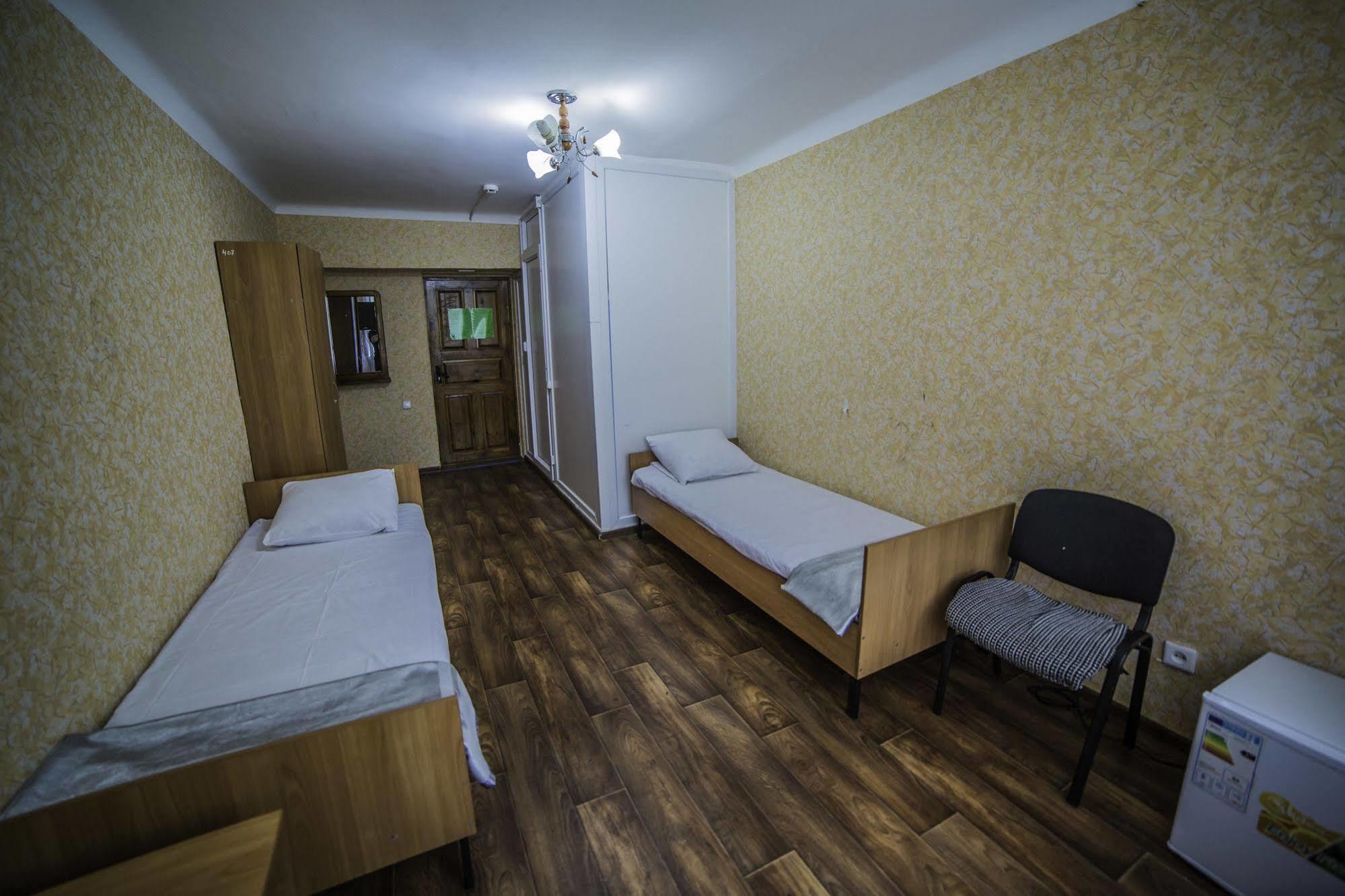 Economy Hotel Zhyger Αστάνα Εξωτερικό φωτογραφία